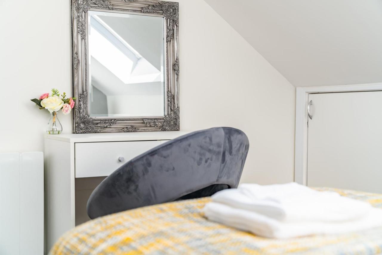 Beautiful Flat Town Centre 55 Inch Smart Tv + Netflix Apartment