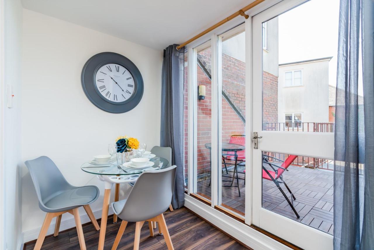 Beautiful Flat Town Centre 55 Inch Smart Tv + Netflix Apartamento